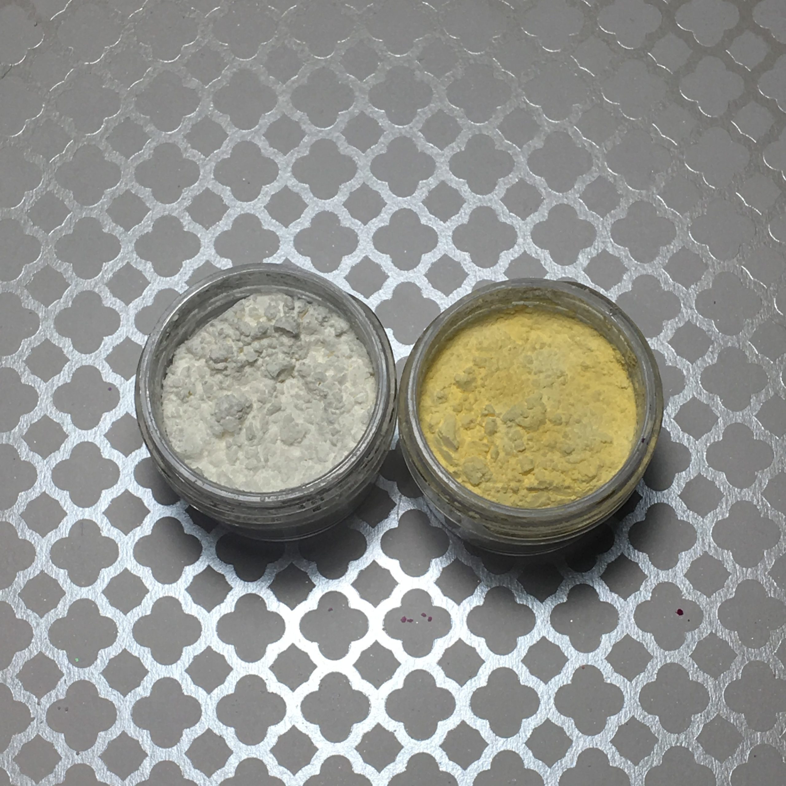 UV - White to Yellow
