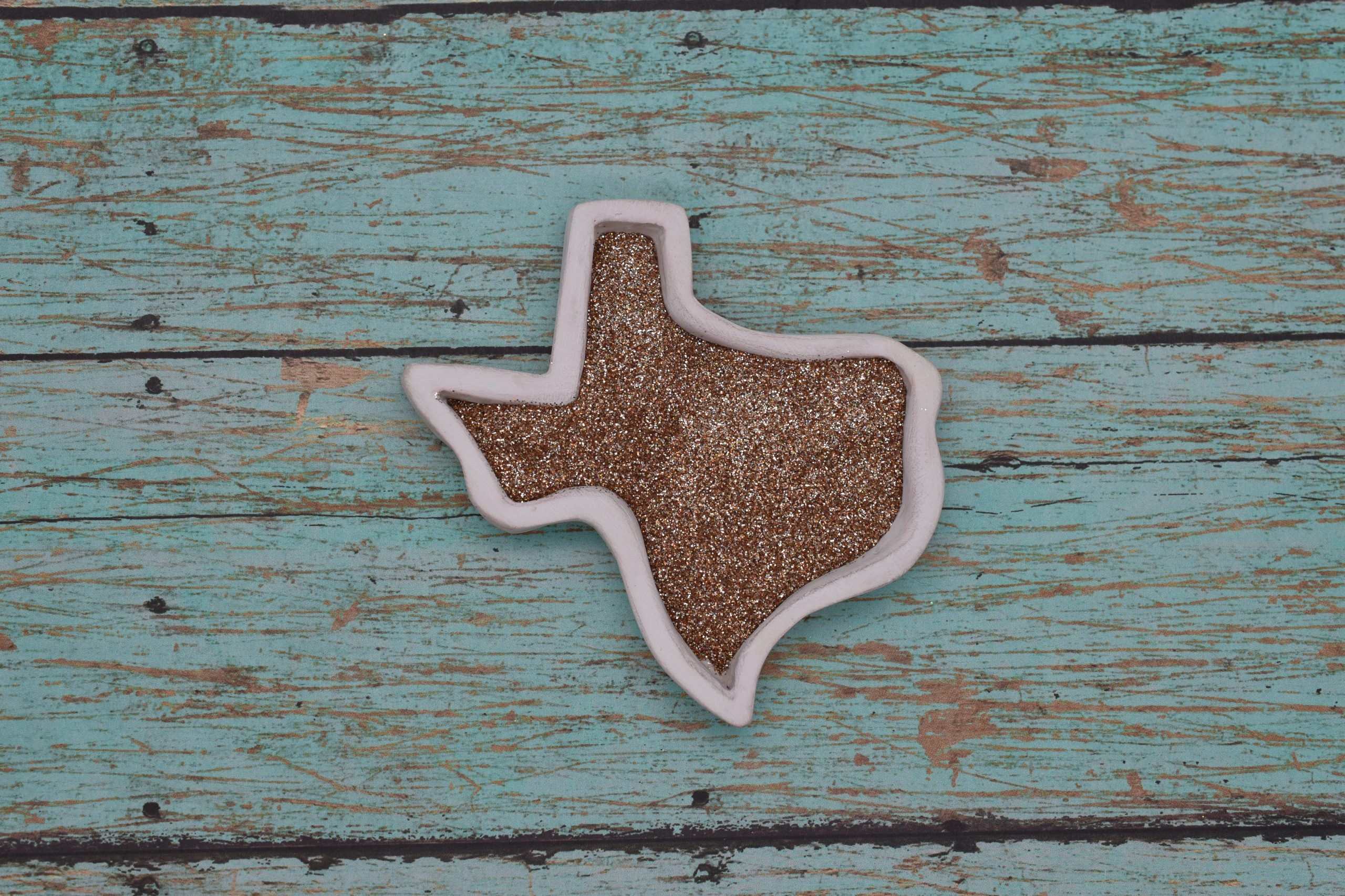 Ghost Town - www.glitterdonetexas.com